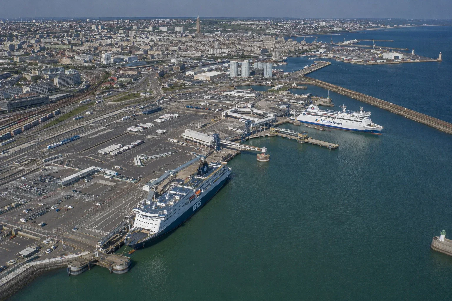 محطة الركاب Brittany Ferries في لوهافر، نورماندي