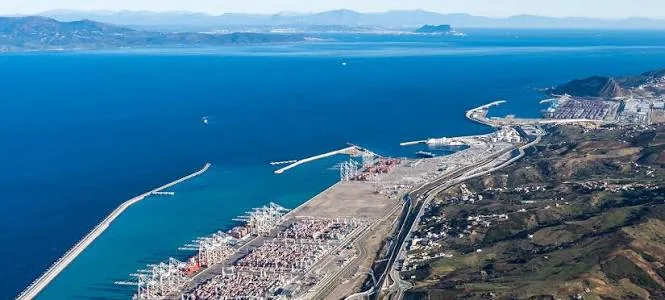 ميناء العبارات الناظور في شمال المغرب