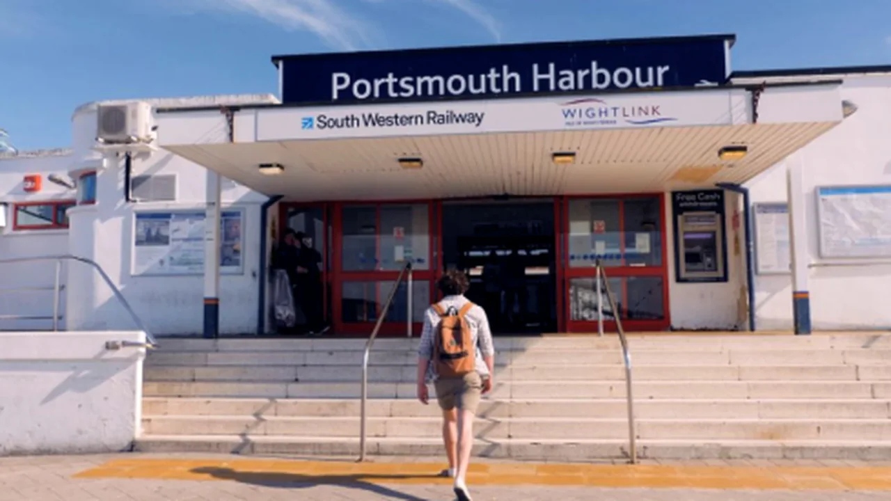 محطة FastCat ميناء بورتسموث Wightlink