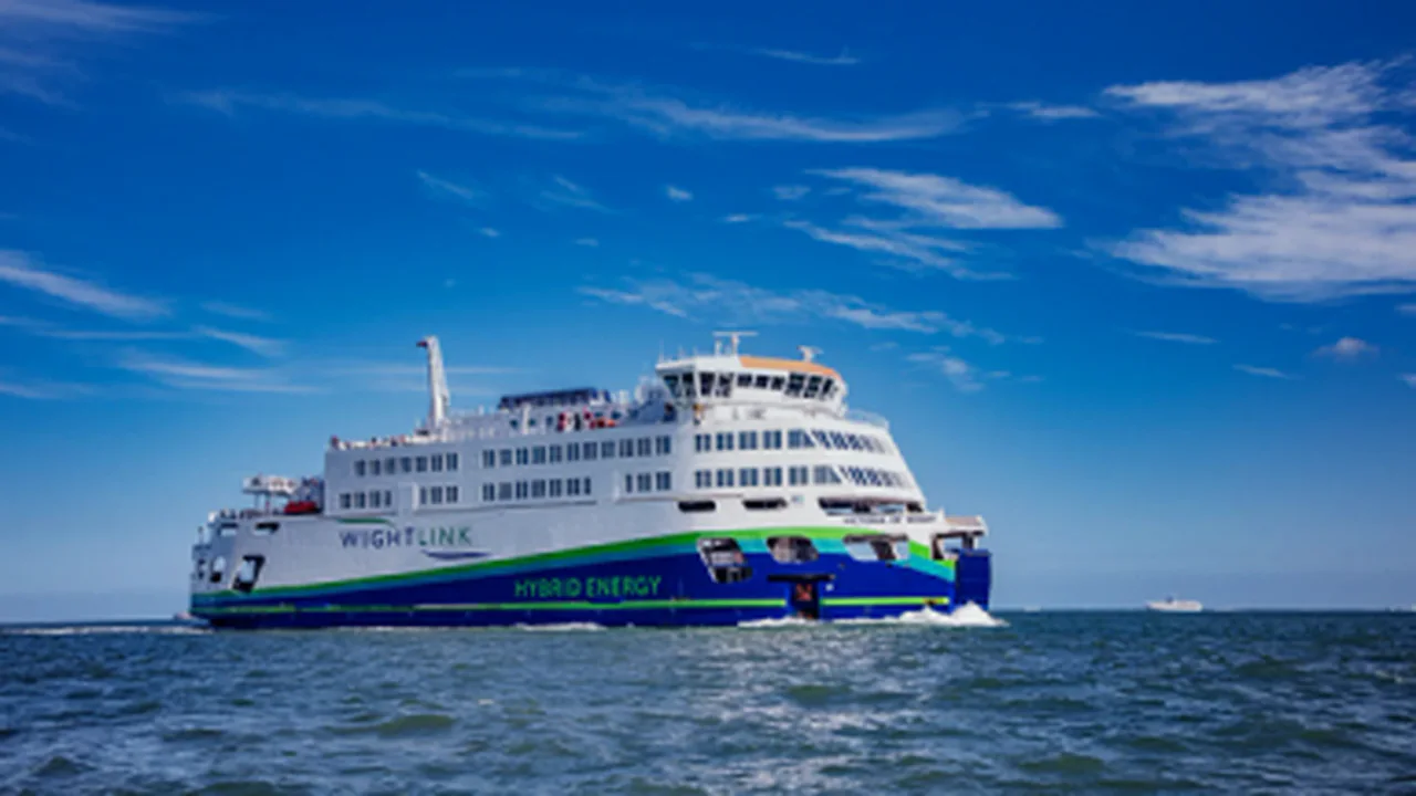 العبارة Wightlink التي تخدم جزيرة وايت
