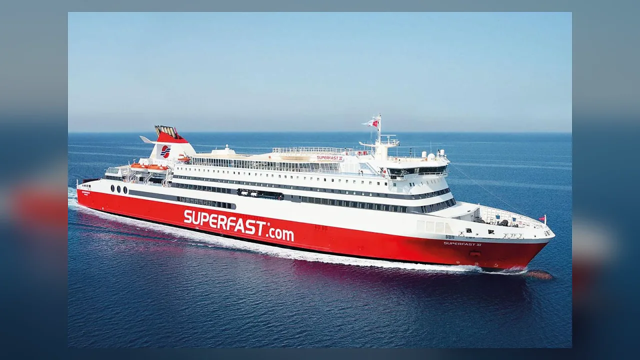 عبارة Superfast Ferries للركاب