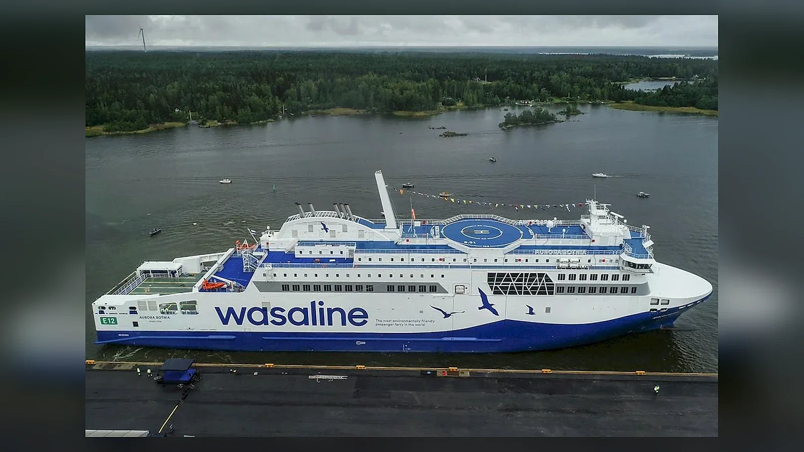 عبّارة الركاب والمركبات Wasaline Aurora Botnia