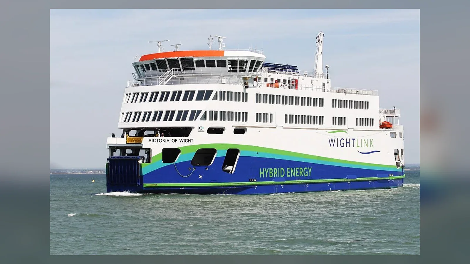 عبارة Wightlink للركاب والمركبات تخدم جزيرة وايت