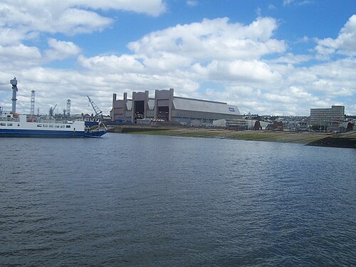 بليموث، ديفونبورت دوكيارد وTorpoint Ferry