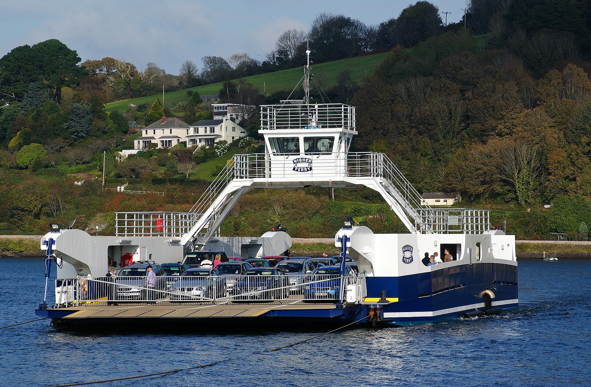 Dartmouth Higher Ferry عبور نهر دارت