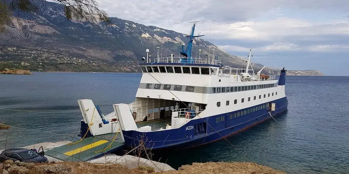 العبارة Ioniansea Ferries